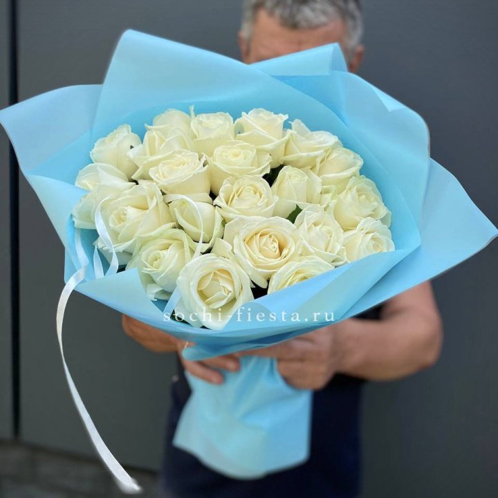 21 белая роза в Иваново