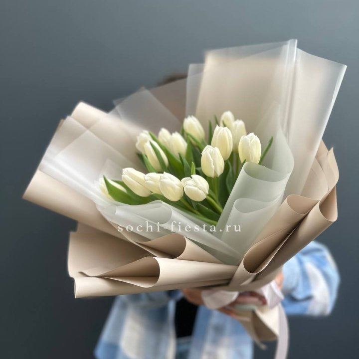 Букет из 15 белых тюльпанов в Иваново
