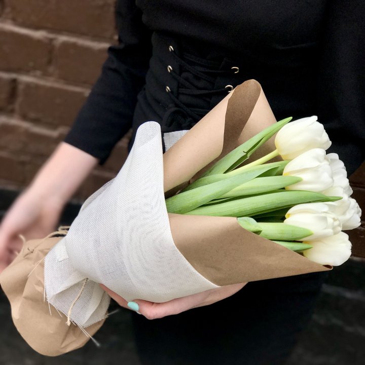 Букет белых тюльпанов в Иваново