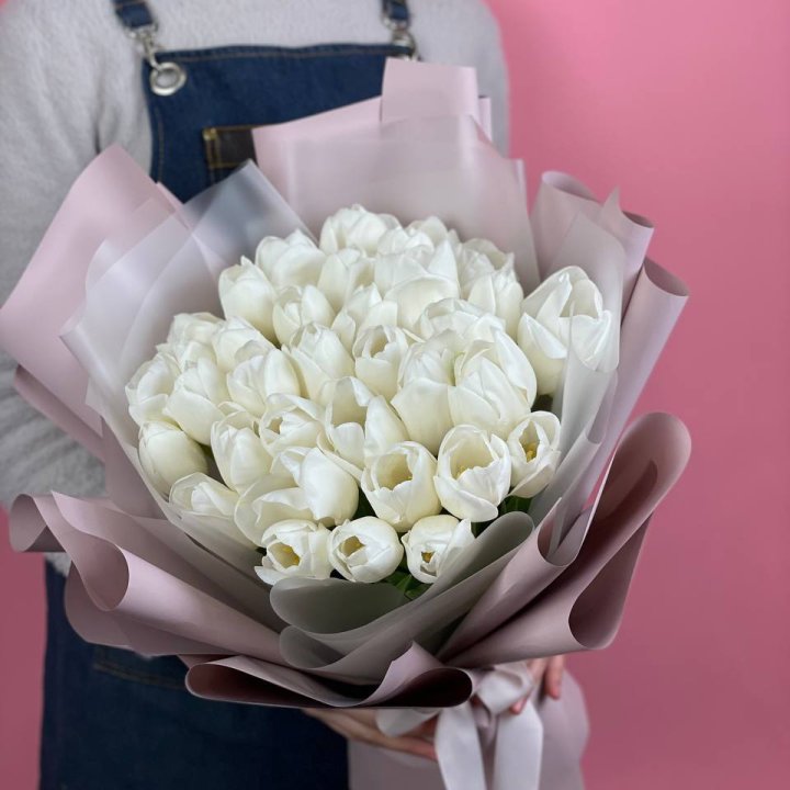 Букет белых тюльпанов "Пур-пур" в Иваново